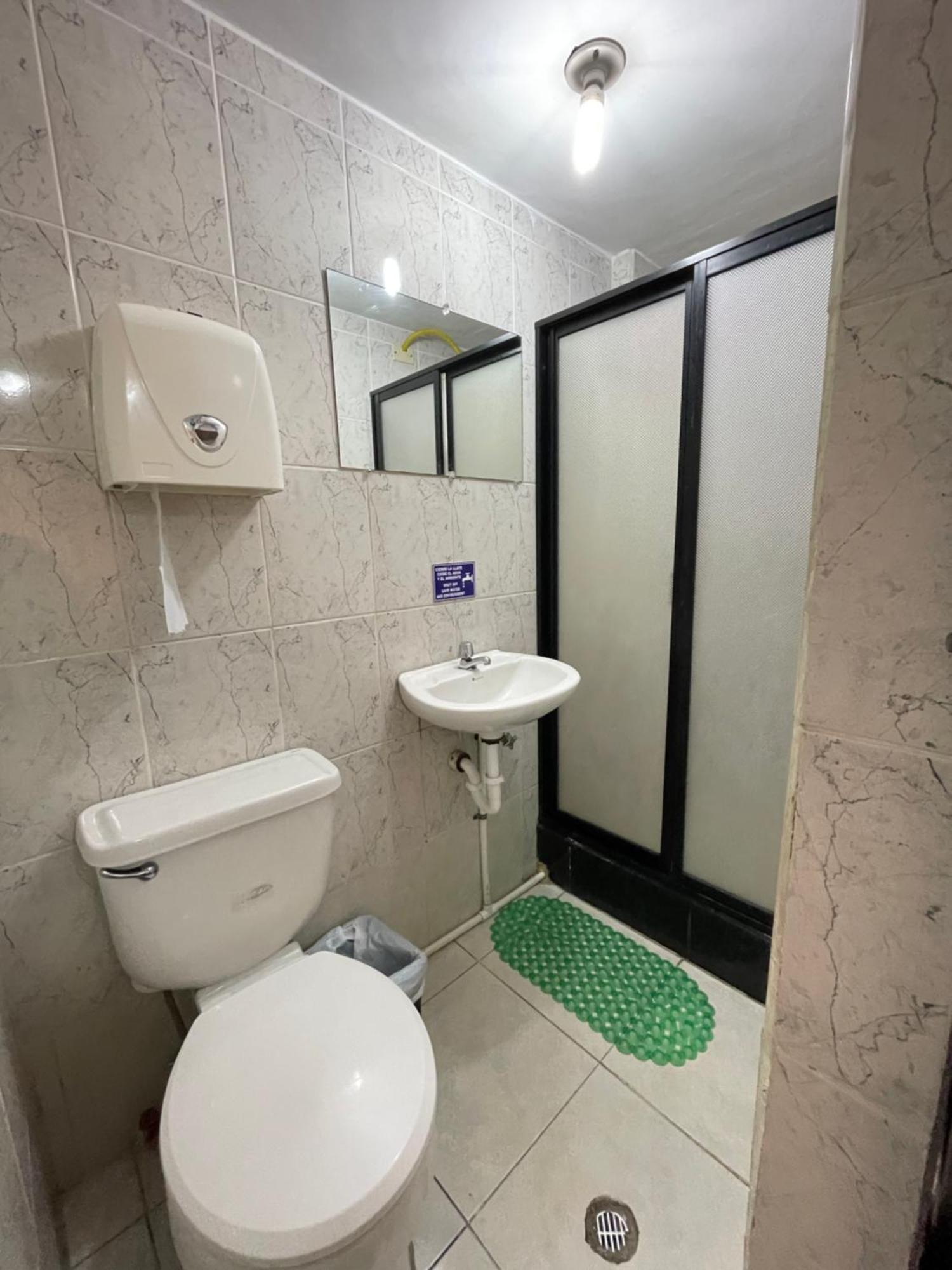 Hostal La Escondida De Quito Del Norte Eksteriør billede